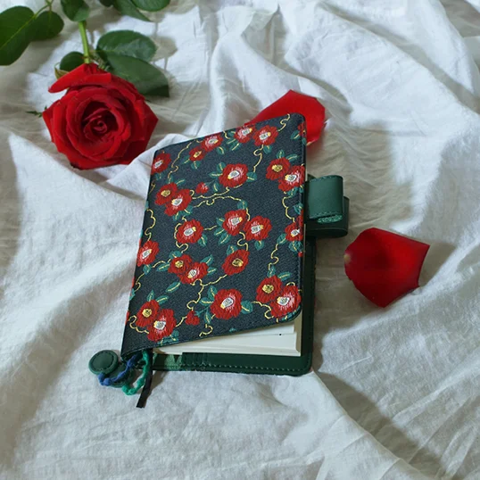 Hand Made Japanese Fashion Floral Journal Cover For Standard A5/A6 Fitted Paper Book DIY Agenda Planner Supplies
Hand Made Japanese Fashion Floral Journal Cover For Standard A5/A6 Fitted Paper Book DIY Agenda Planner Supplies