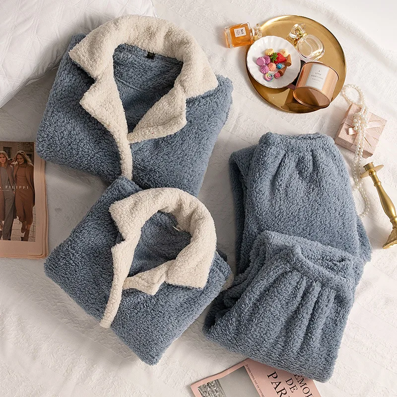 Пижама женская фланелевая, с длинным рукавом, на осень/зиму, 2021
Пижама женская фланелевая, с длинным рукавом, на осень/зиму, 2021