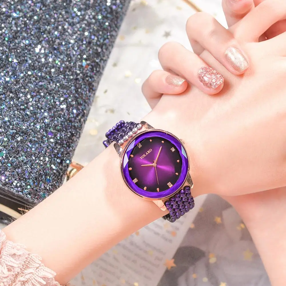 YOLAKO Women Watch Bayan Kol Saati Fashion High Quality Creative Plastic Belt Women'S Watch 2021 Gift New Relogio Feminino
YOLAKO Women Watch Bayan Kol Saati Fashion High Quality Creative Plastic Belt Women'S Watch 2021 Gift New Relogio Feminino