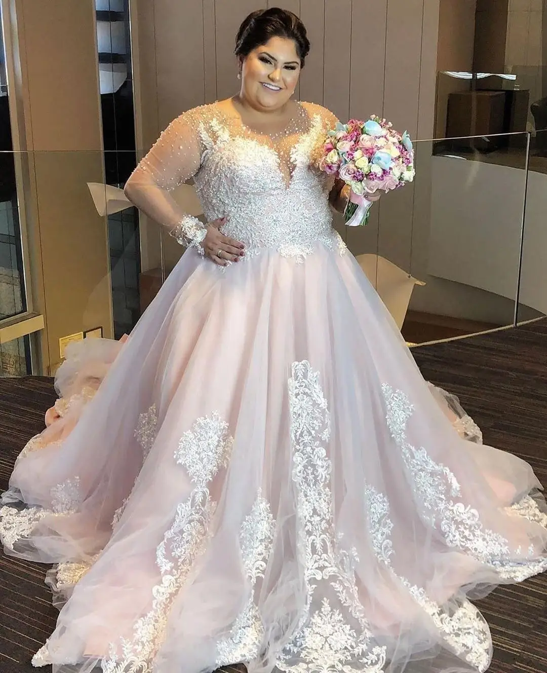 

Plus Size Wedding Dresses A Line Lace Beading Gorgeous Bridal Gowns Jewel Neck Long Sleeves Country Lady Marriage Dress