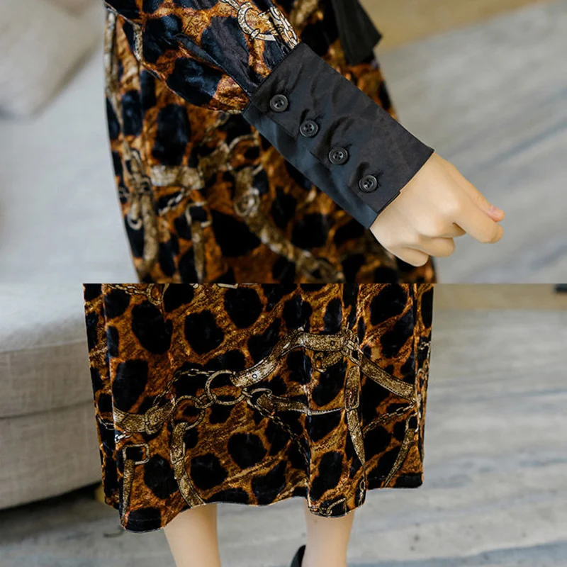 Plus size leopard loose velvet dresses fashion sexy v-neck bandage midi dress high quality soft breathable spring womens clothes
Plus size leopard loose velvet dresses fashion sexy v-neck bandage midi dress high quality soft breathable spring womens clothes