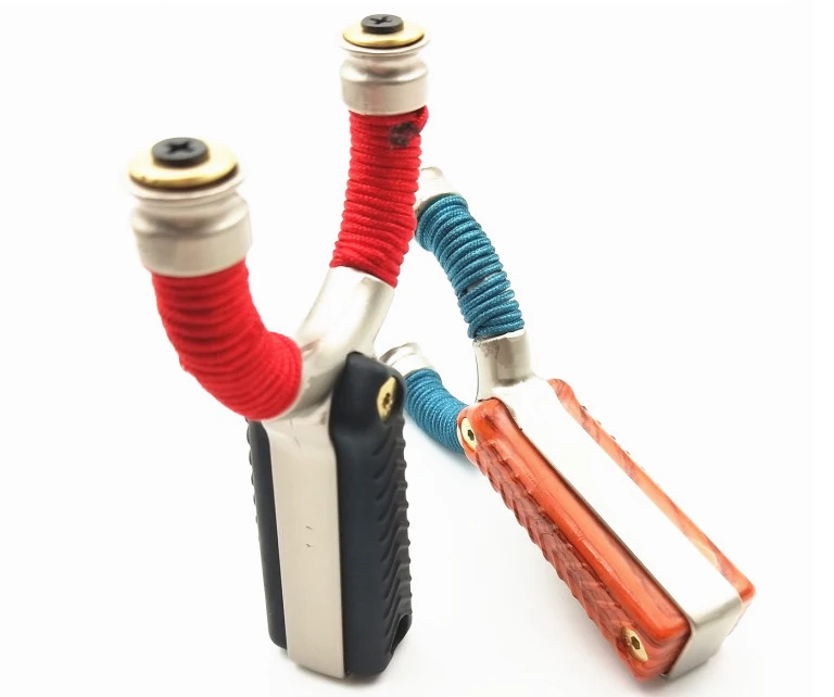 The New Slingshot Alloy Clip Flat Leather Strapless G10 Patch Outdoor Shooting Competition
The New Slingshot Alloy Clip Flat Leather Strapless G10 Patch Outdoor Shooting Competition