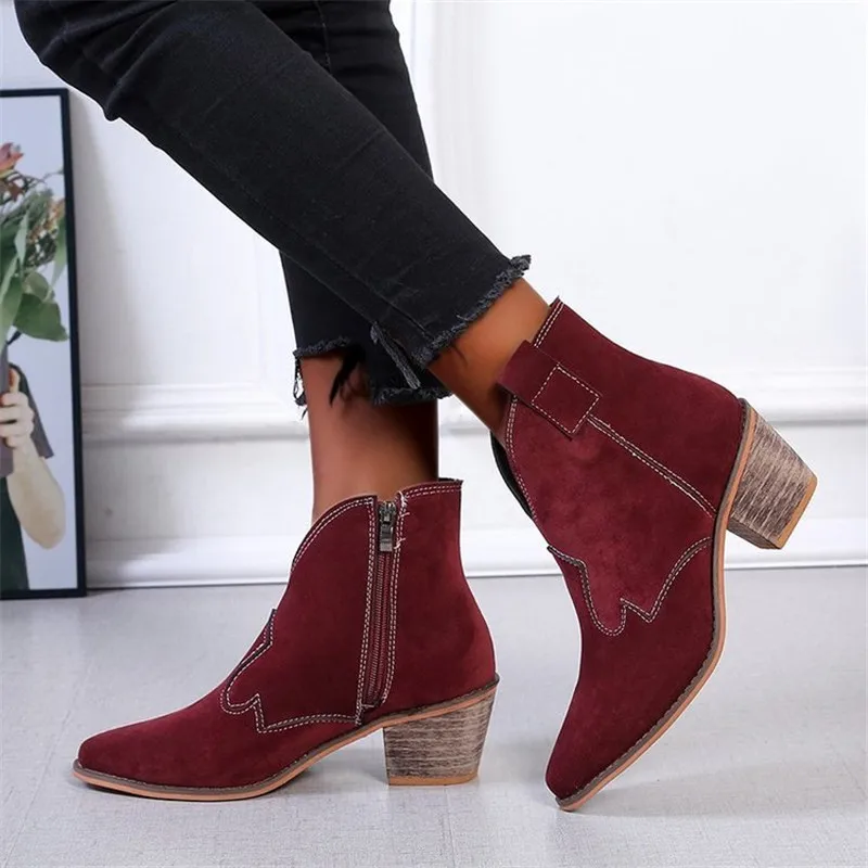 2020 Fashion Women mid calf boot Autumn Winter Women Thick bottom Wear-resistant non-slip metal Hasp Lace up Women Cloth boot
2020 Fashion Women mid calf boot Autumn Winter Women Thick bottom Wear-resistant non-slip metal Hasp Lace up Women Cloth boot