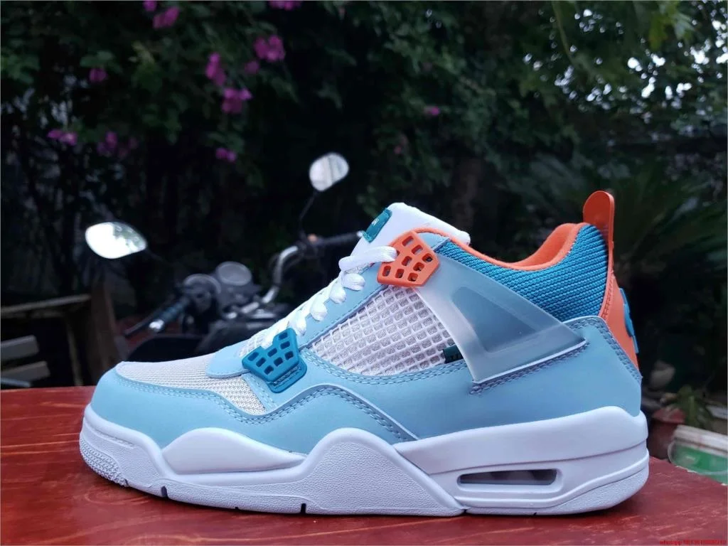Nieuwe Zwarte Kat Basketbal Schoenen 4 Union Wat De Withe Cement Mannen Vrouwen Sneakers Bred Sport Trainer 
Nieuwe Zwarte Kat Basketbal Schoenen 4 Union Wat De Withe Cement Mannen Vrouwen Sneakers Bred Sport Trainer
