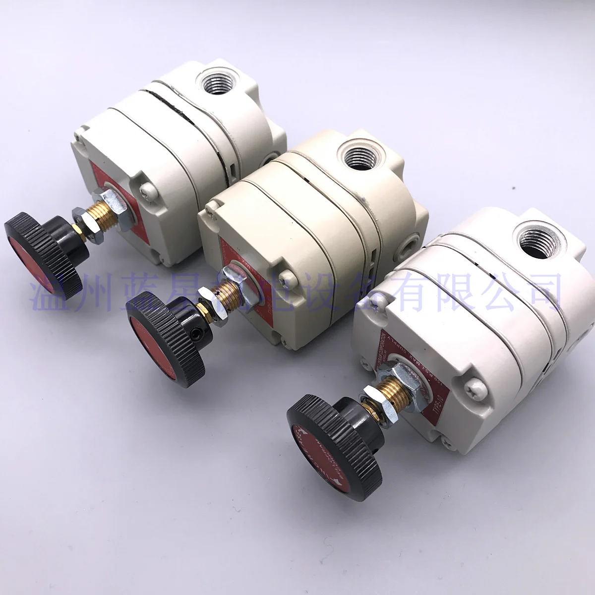 960-015-000 120PSI 009 60PSI 003 25PSI T-10 TYPE 10 HIGHLY ACCURATE PRESSURE REGULATOR 
960-015-000 120PSI 009 60PSI 003 25PSI T-10 TYPE 10 HIGHLY ACCURATE PRESSURE REGULATOR