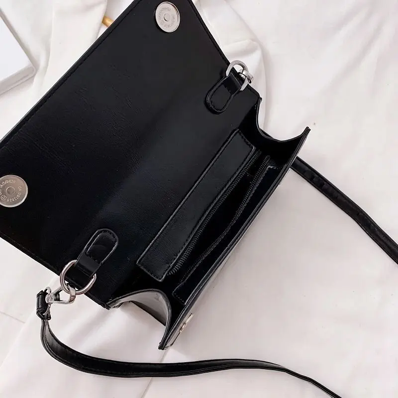 Letter Graffiti Designer Small Square Bags For Women 2020 Luxury Famous Brand Deisgner PU Leather Shoulder Bag Purse Sac A Main
Letter Graffiti Designer Small Square Bags For Women 2020 Luxury Famous Brand Deisgner PU Leather Shoulder Bag Purse Sac A Main