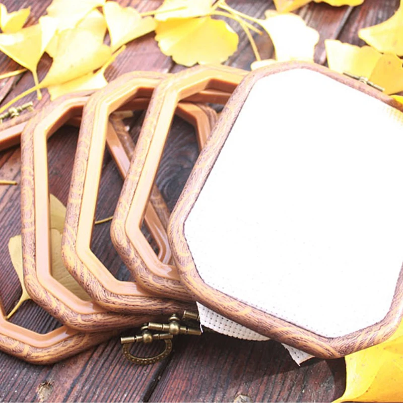 DIY Sewing Embroidery Ring Hoop Tool Plastic Retro Color Embroidery Cross Stitch Hoop Frame Ring Octagon Hoop Craft
DIY Sewing Embroidery Ring Hoop Tool Plastic Retro Color Embroidery Cross Stitch Hoop Frame Ring Octagon Hoop Craft