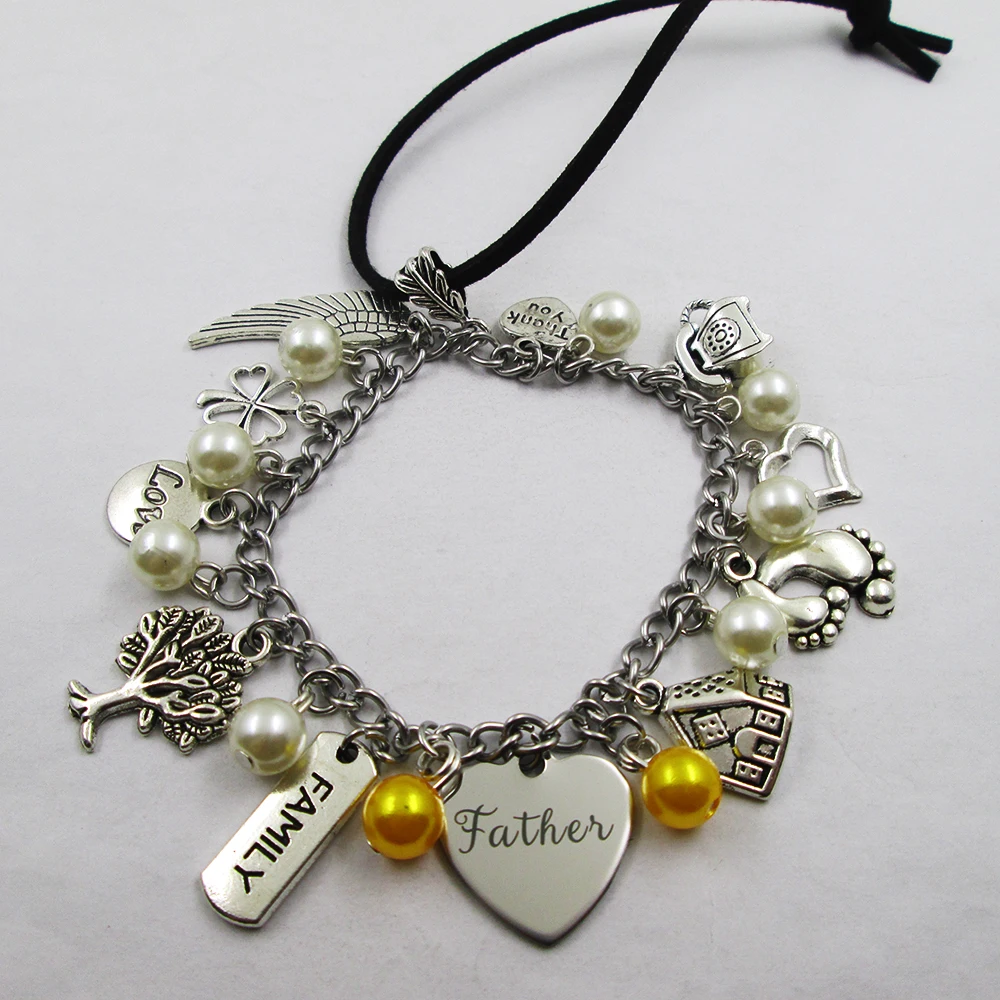 Father family theme home love leather stainless steel chain rearview mirror christmas tree decoration Bag ornaments
Father family theme home love leather stainless steel chain rearview mirror christmas tree decoration Bag ornaments