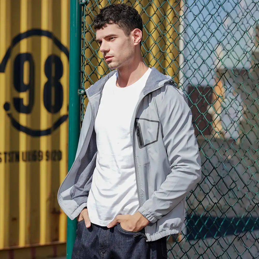 2021 New Long Sleeved Jacket Men Zipper Windbreaker Jackets Hooded Hip-hop Streetwear Autumn Outwear Men's Clothing
2021 New Long Sleeved Jacket Men Zipper Windbreaker Jackets Hooded Hip-hop Streetwear Autumn Outwear Men's Clothing