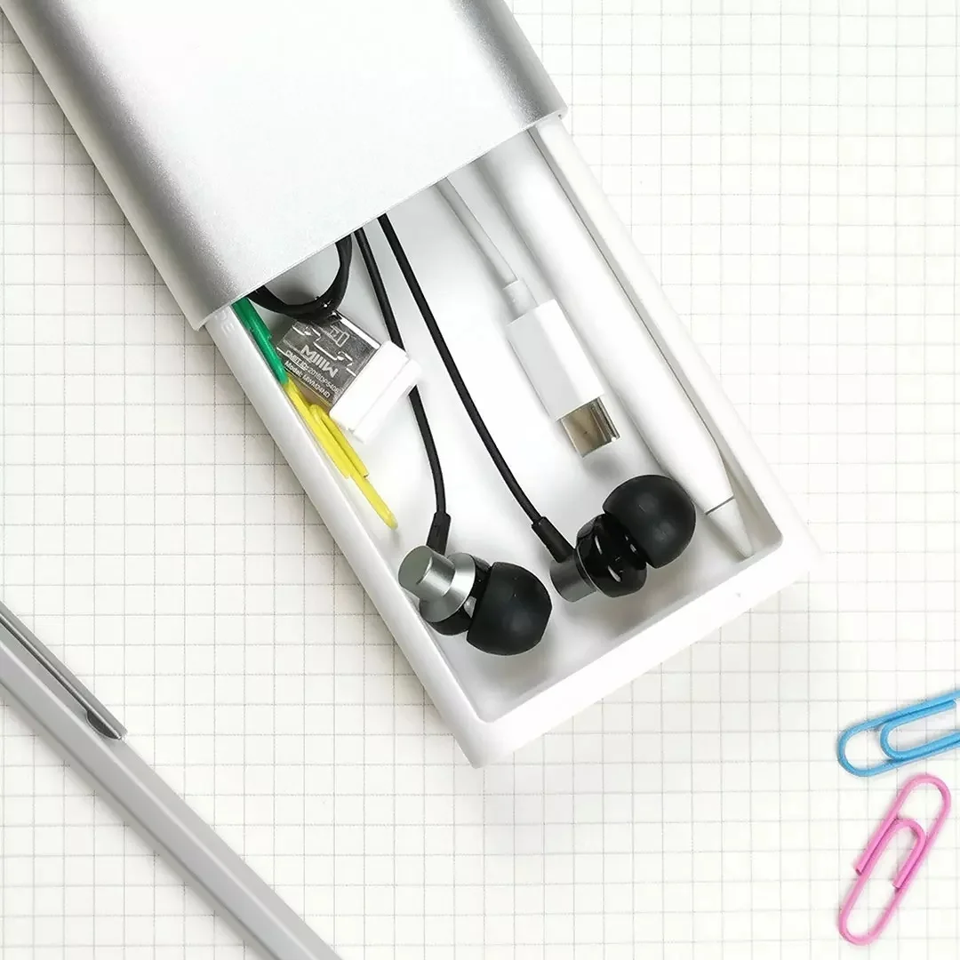 MiiiW Metal Stationery Box MIIIW Portable Pencil Case Earphones Cable Organizer Aluminum Shell Push Switch for School Office use
MiiiW Metal Stationery Box MIIIW Portable Pencil Case Earphones Cable Organizer Aluminum Shell Push Switch for School Office use