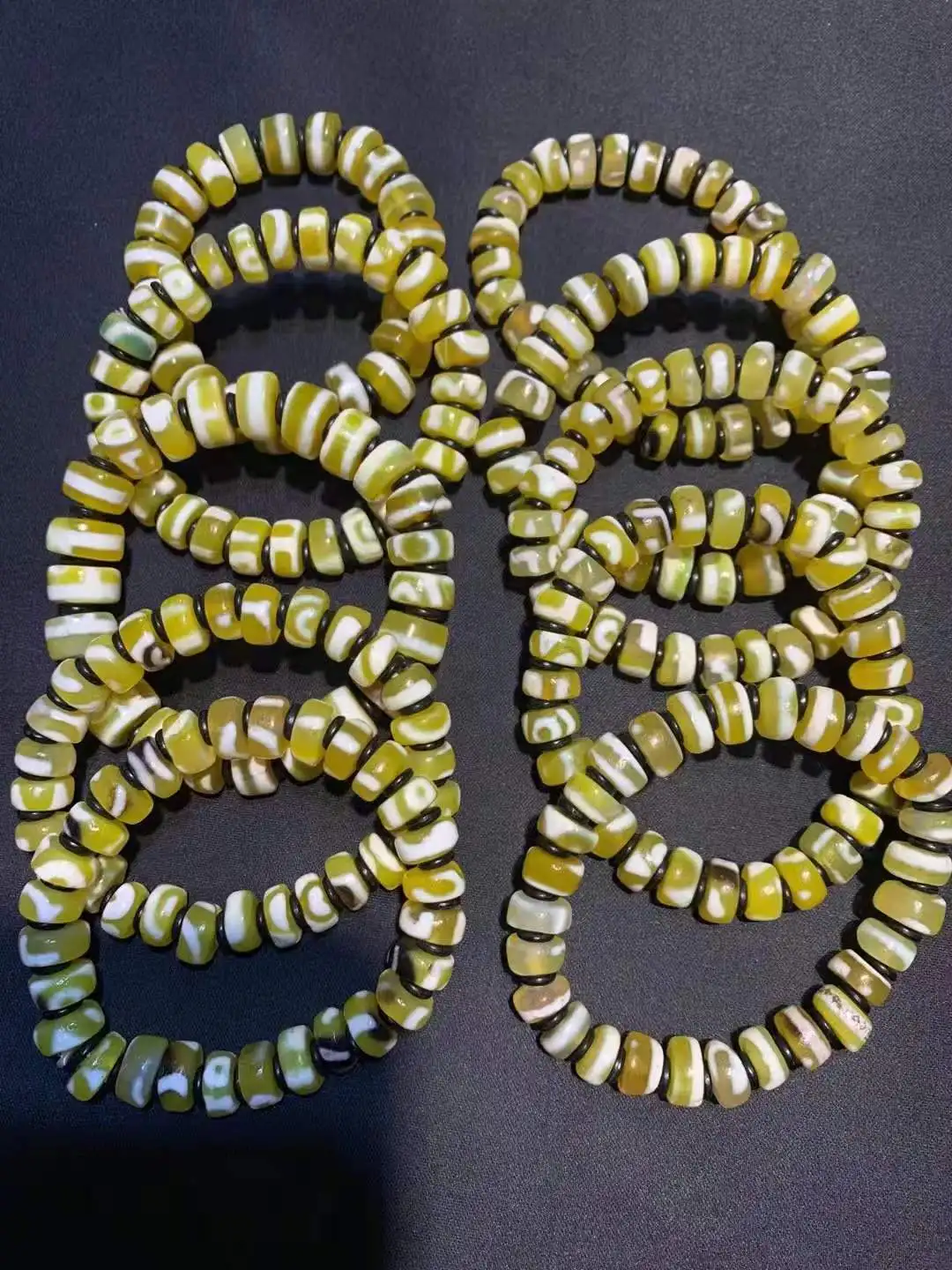 1pcs/lot very beautiful lemon yellow natural yellow chalcedony pharmacist dzi cut piece beads bracelet Accessories beads jewelry
1pcs/lot very beautiful lemon yellow natural yellow chalcedony pharmacist dzi cut piece beads bracelet Accessories beads jewelry