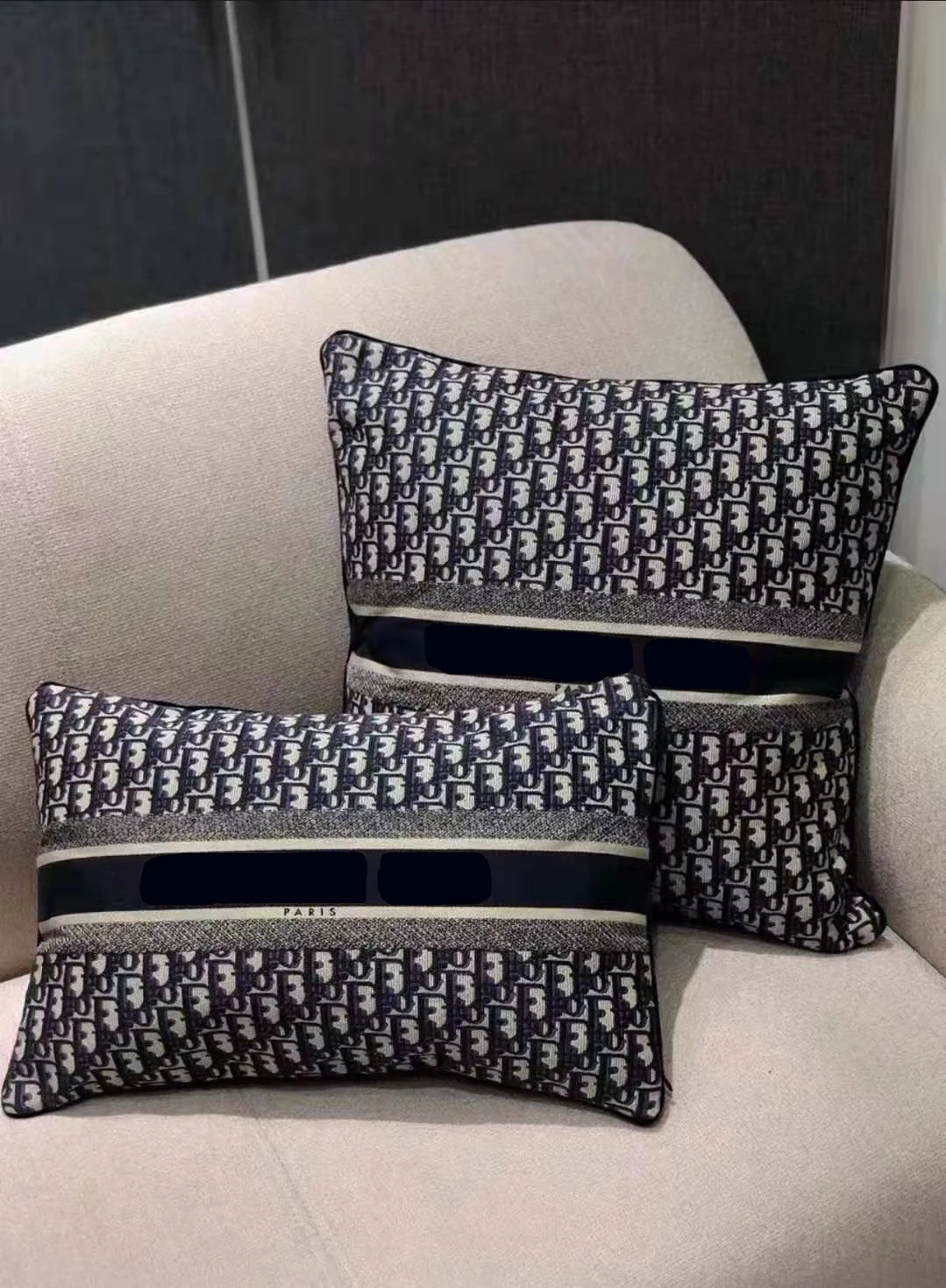 Hand embroidery Car Pillow Home Furnishing decoration cushion Waist pillow do not with core
Hand embroidery Car Pillow Home Furnishing decoration cushion Waist pillow do not with core