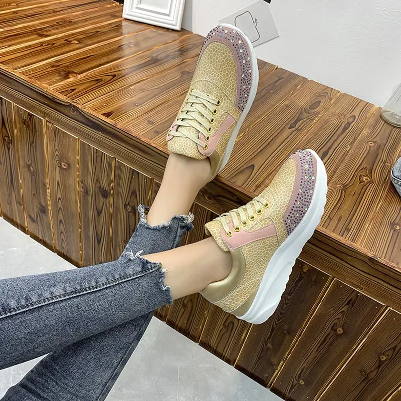 Thick-soled rhinestone women's sports shoes lace-up women's vulcanized shoes new fashion hot new trend casual women's shoes
Thick-soled rhinestone women's sports shoes lace-up women's vulcanized shoes new fashion hot new trend casual women's shoes