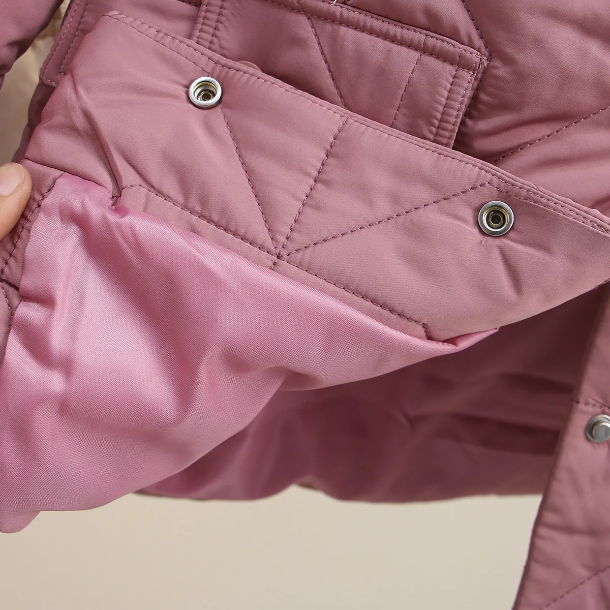 Autumn Winter Parka Women Oversize Padded Jacket Thin Coat Stand Collar Warm Outerwear Fashion Casual Loose Clothes 2021
Autumn Winter Parka Women Oversize Padded Jacket Thin Coat Stand Collar Warm Outerwear Fashion Casual Loose Clothes 2021