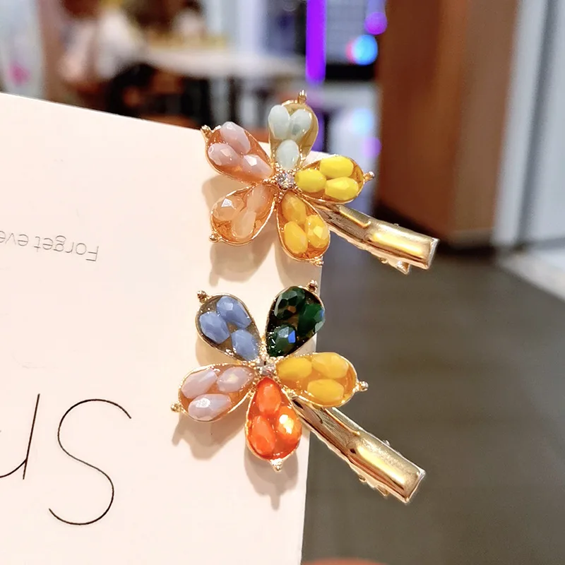 Заколка для волос женская, с бусинами, 1 шт. 
Заколка для волос женская, с бусинами, 1 шт.