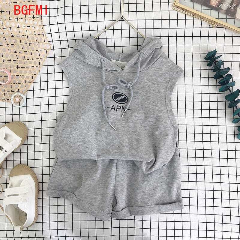 2-8 лет, детский летний свободный комплект для мальчиков, корейский стиль, без рукавов, с капюшоном и шорты, модная повседневная школьная одеж... 
2-8 лет, детский летний свободный комплект для мальчиков, корейский стиль, без рукавов, с капюшоном и шорты, модная повседневная школьная одеж...