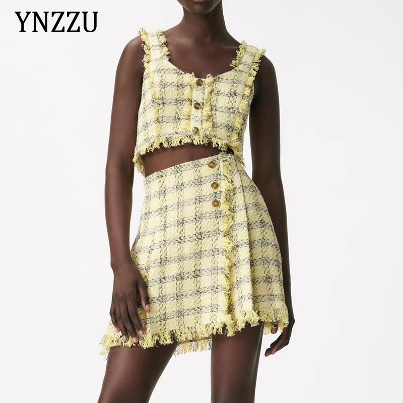 Женский клетчатый твидовый костюм YNZZU, комплект из блузки без рукавов и плиссированной юбки а-силуэта, модель 1T128, 2021
Женский клетчатый твидовый костюм YNZZU, комплект из блузки без рукавов и плиссированной юбки а-силуэта, модель 1T128, 2021