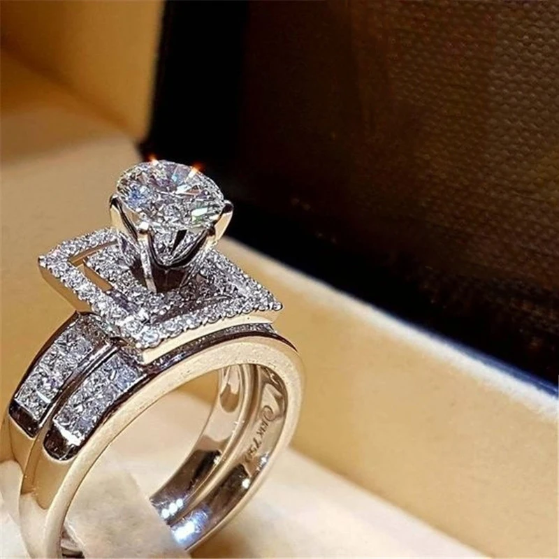 2 PCS/SET Milangirl Cute Crystal White Round Ring Set For Women Luxury Engagement Ring Vintage Bridal Wedding Jewelry
2 PCS/SET Milangirl Cute Crystal White Round Ring Set For Women Luxury Engagement Ring Vintage Bridal Wedding Jewelry