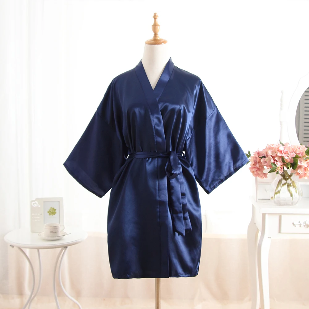 Men Nightwear Sleep Home Summer Silk Satin Long Robes Summer Wrap Dressing Gown Bathrobe Nightgown Pajamas Breathable Male
Men Nightwear Sleep Home Summer Silk Satin Long Robes Summer Wrap Dressing Gown Bathrobe Nightgown Pajamas Breathable Male