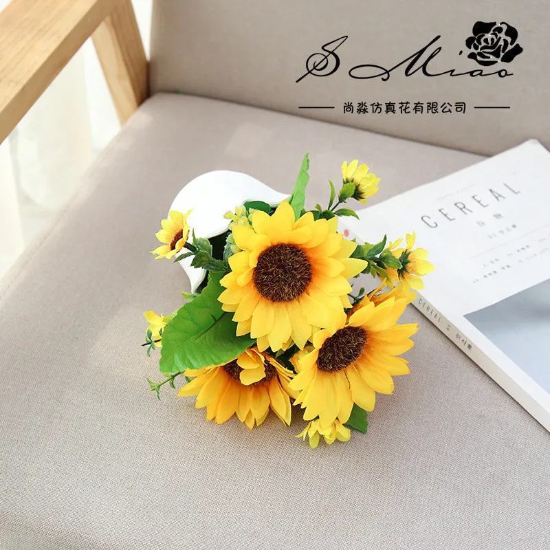 Artificial Sunflower Bonsai Simulated Potted Plastic Plants Display for Home Garden Ornament
Artificial Sunflower Bonsai Simulated Potted Plastic Plants Display for Home Garden Ornament