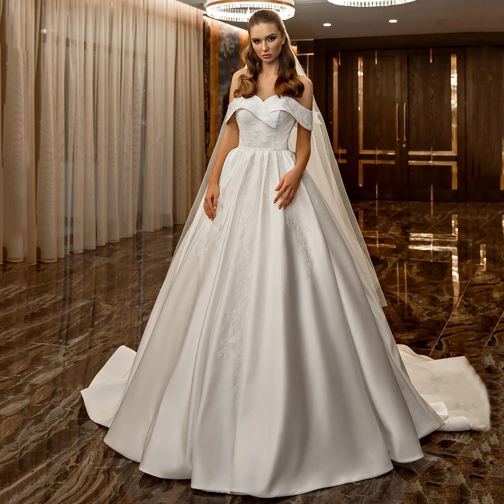Vintage White Satin Embroidery Wedding Dress Of Shoulder Princess Ball Gown Sweetheart Bridal Dresses Lace Up 2021 New Vestido
Vintage White Satin Embroidery Wedding Dress Of Shoulder Princess Ball Gown Sweetheart Bridal Dresses Lace Up 2021 New Vestido