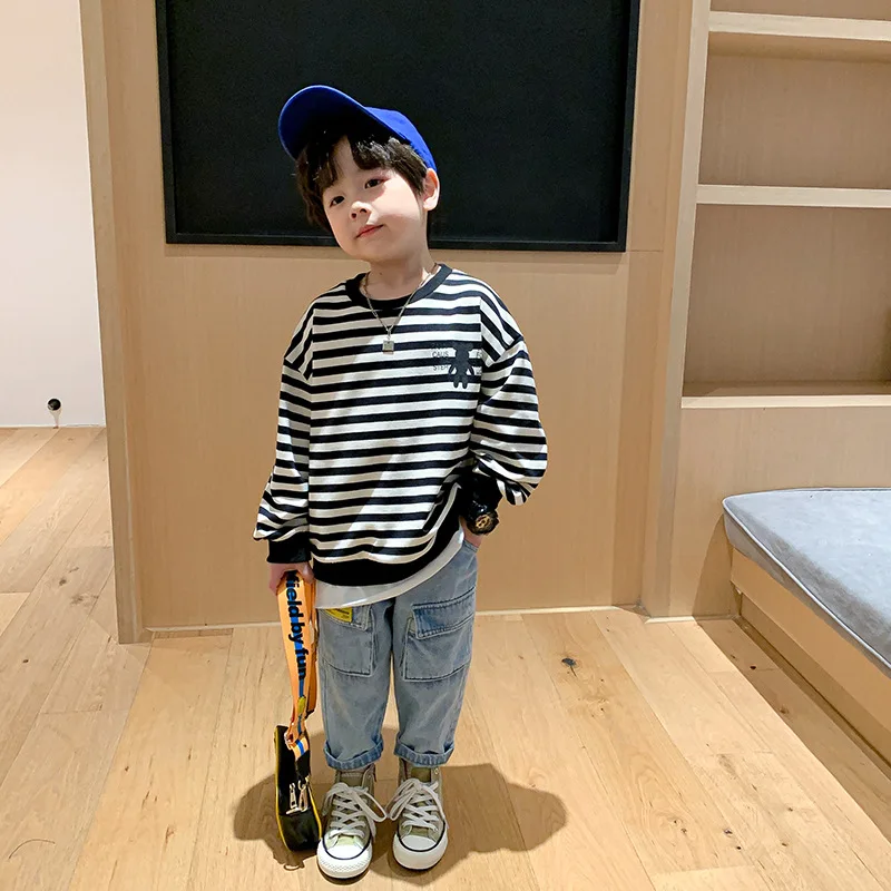 Simple Spring Autumn Boys Sweatshirts Jacket Coat Kids Outwear Teenager Tops Children Clothes Cotton High Quality
Simple Spring Autumn Boys Sweatshirts Jacket Coat Kids Outwear Teenager Tops Children Clothes Cotton High Quality