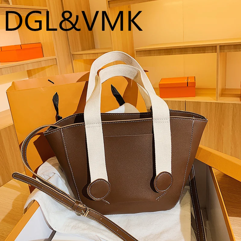Leather Bag Female Leather Bag Top Layer Cowhide Woman Bag 2021 New Portable Soft Leather Casual Mother Shoulder Bag Female
Leather Bag Female Leather Bag Top Layer Cowhide Woman Bag 2021 New Portable Soft Leather Casual Mother Shoulder Bag Female