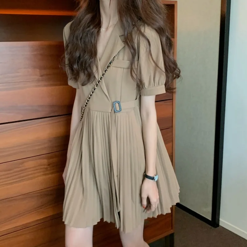 Women 2021 Summer French Retro Dress Vestidos New Hepburn Style Slim Waist Design Dress Woman's Fashion Party Holiday Dresses
Women 2021 Summer French Retro Dress Vestidos New Hepburn Style Slim Waist Design Dress Woman's Fashion Party Holiday Dresses
