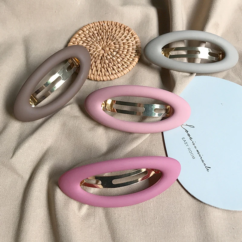 1PC Matte Snap Hair Clips for Women Hairpin Korean Hairclips Hair Barrette Ponytail Holder Girls Hair Accessories Hairgrips
1PC Matte Snap Hair Clips for Women Hairpin Korean Hairclips Hair Barrette Ponytail Holder Girls Hair Accessories Hairgrips