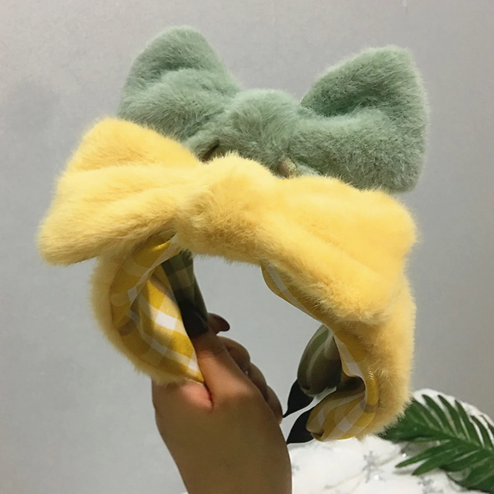 Candy Color Lamb Wool Wide Hair Band For Women Bow Hairbands Hair Hoop Bezel Headband Headdress Winter Hairband Lady
Candy Color Lamb Wool Wide Hair Band For Women Bow Hairbands Hair Hoop Bezel Headband Headdress Winter Hairband Lady