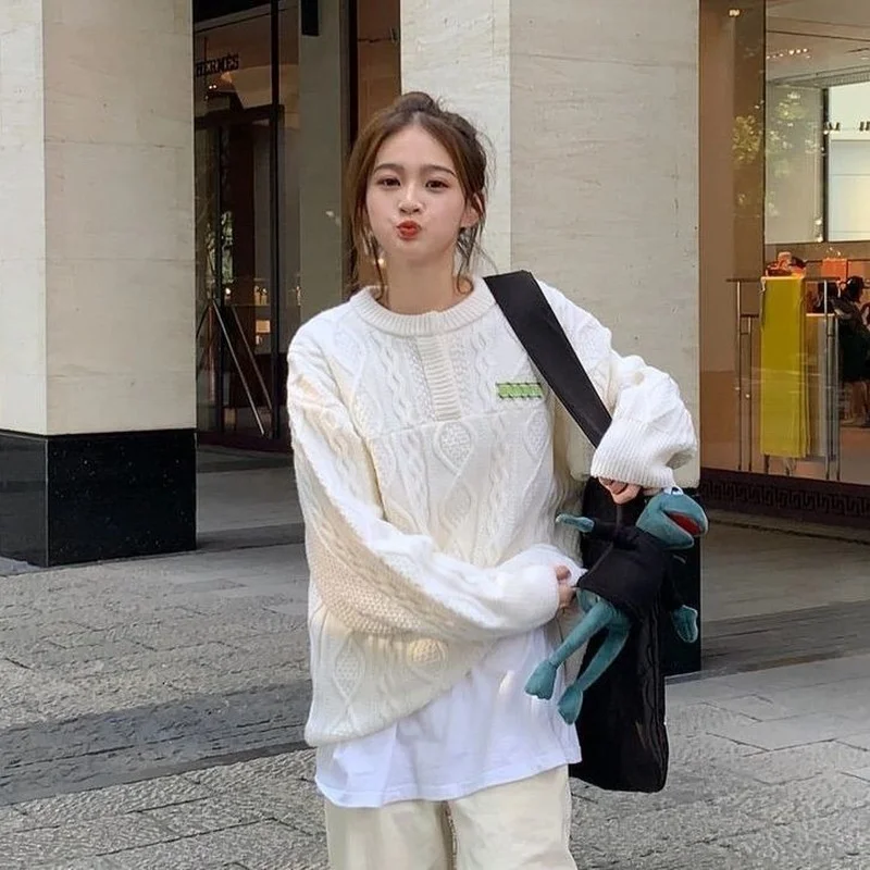 Lazy Wind Plus Velvet Thick Thick Warm Sweater Loose Autumn and Winter New Fashion Wild Cute Sweet Knitted Sweater
Lazy Wind Plus Velvet Thick Thick Warm Sweater Loose Autumn and Winter New Fashion Wild Cute Sweet Knitted Sweater
