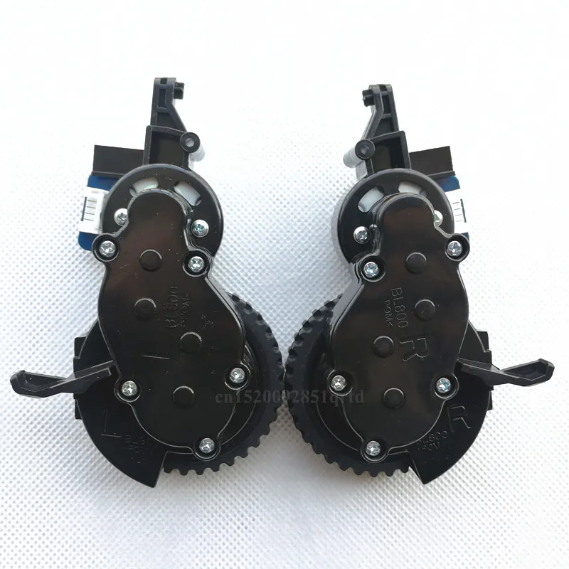 Vacuum Cleaner Left Right Wheel Motor for Vileda VR302 Robot Vacuum Cleaner Parts Wheel Engine Replacement
Vacuum Cleaner Left Right Wheel Motor for Vileda VR302 Robot Vacuum Cleaner Parts Wheel Engine Replacement