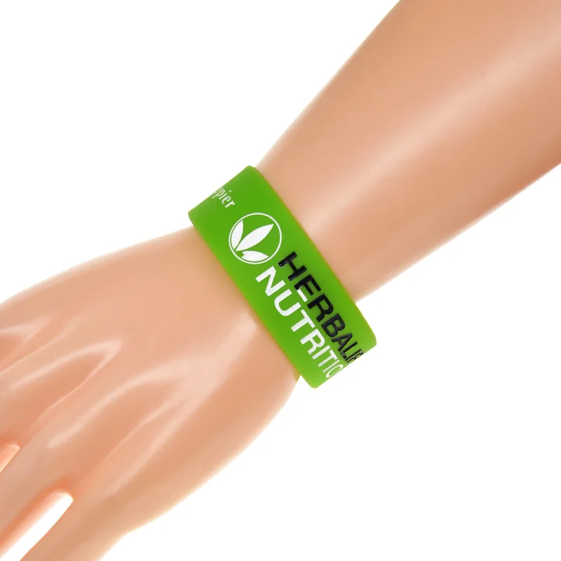 OBH 25PCS Making the World Healthier and Happier Silicone Bracelet 1 Inch Wide Black and Green 
OBH 25PCS Making the World Healthier and Happier Silicone Bracelet 1 Inch Wide Black and Green