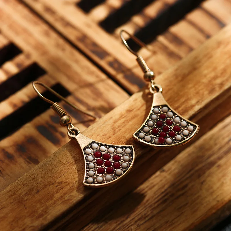 Ethnic Vintage Small Sector Boho Earrings For Women Beaded Bohemia Gold Color Earrings Jewelry Brincos
Ethnic Vintage Small Sector Boho Earrings For Women Beaded Bohemia Gold Color Earrings Jewelry Brincos