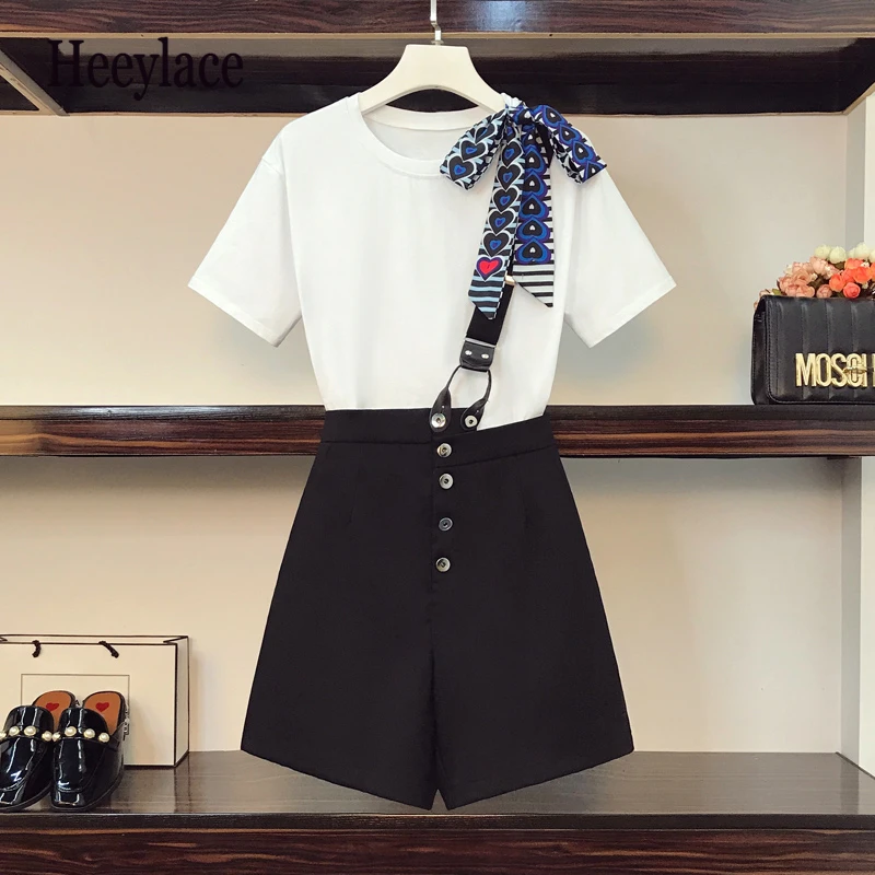 Women Suits Plus Size Summer 2021 Solid Short Sleeve O Neck Bow Shirt + Wide Leg Shorts Fashion Elegant Female Two Pieces Sets
Women Suits Plus Size Summer 2021 Solid Short Sleeve O Neck Bow Shirt + Wide Leg Shorts Fashion Elegant Female Two Pieces Sets