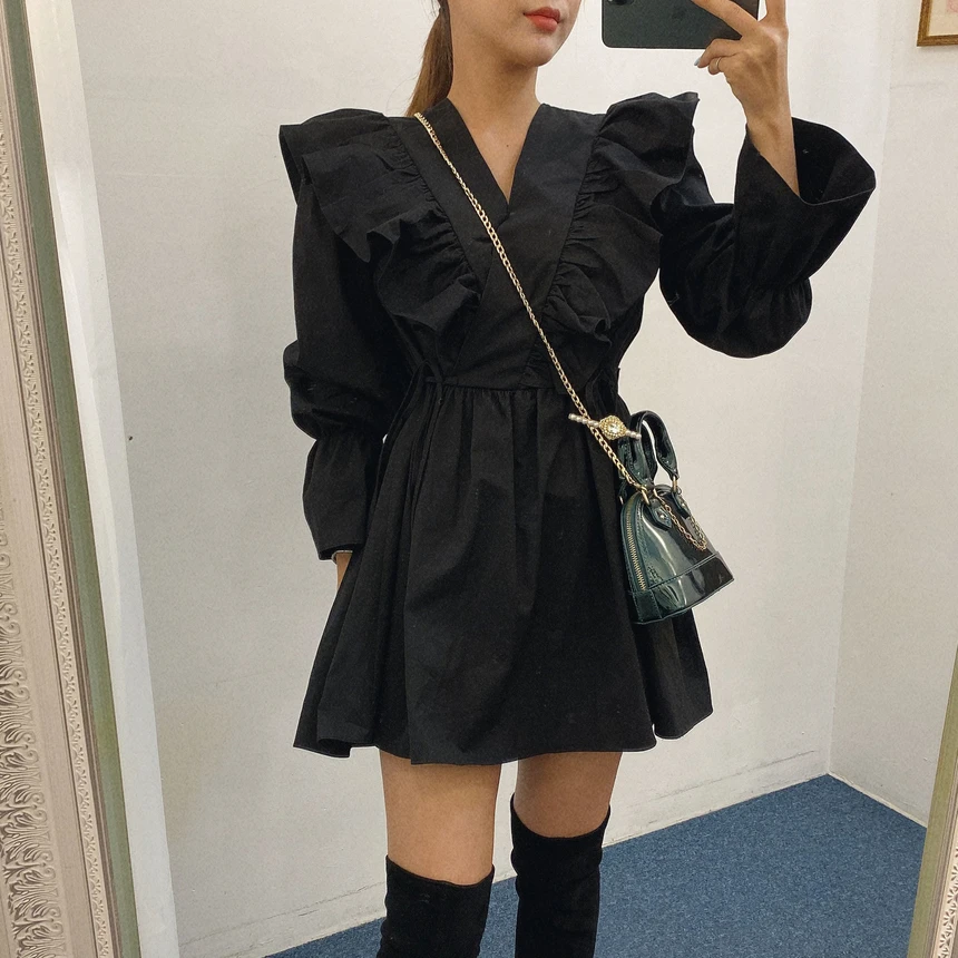 Summer Spring Korean Fashion Women Mini Short Ruffles Dress Long Sleeves V Neck Solid Girls Slim Dresses Chic Vestidos b303
Summer Spring Korean Fashion Women Mini Short Ruffles Dress Long Sleeves V Neck Solid Girls Slim Dresses Chic Vestidos b303