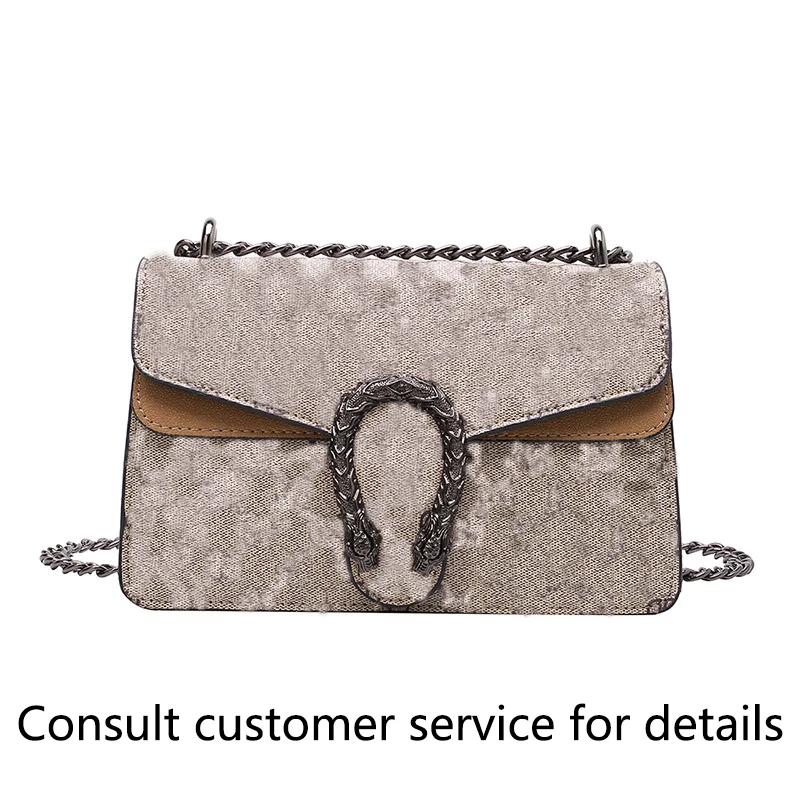 European And American Retro Style Bag Women 2021 New Fashion Wild Texture Small Square Bags Trend Ladies Shoulder Messenger Bag
European And American Retro Style Bag Women 2021 New Fashion Wild Texture Small Square Bags Trend Ladies Shoulder Messenger Bag