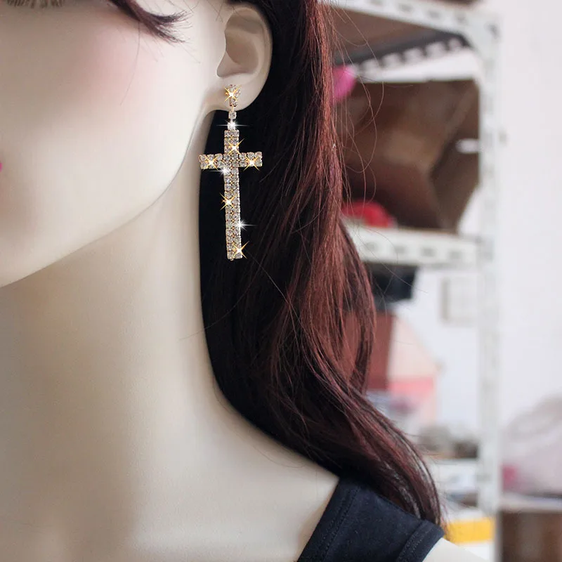 Bridal Crystal Cross Shape Long Earrings Silver Pin Earrings Sparkly Rhinestone Dangle Earrings For Women Wedding Jewelry Gifts
Bridal Crystal Cross Shape Long Earrings Silver Pin Earrings Sparkly Rhinestone Dangle Earrings For Women Wedding Jewelry Gifts