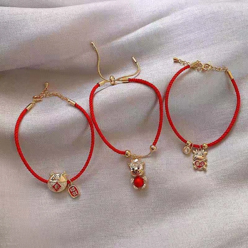 2021 Red Rope Chain Cow Bracelets For Women Fashion Hands Jewelry Lucky Honey Couple Bracelets & Bangles Valentine's Day Gift
2021 Red Rope Chain Cow Bracelets For Women Fashion Hands Jewelry Lucky Honey Couple Bracelets & Bangles Valentine's Day Gift