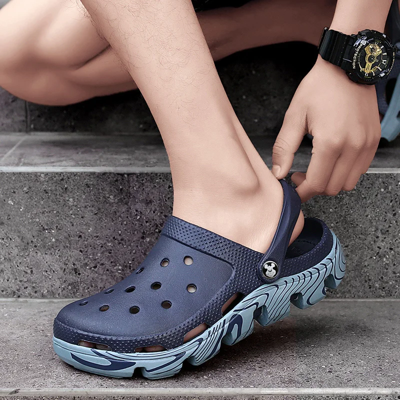 2021 Men Sandals Casual Summer High Quality Rubber Male Big Size Hole Shoes Clogs Home Garden Outdoor Beach Flat Slippers
2021 Men Sandals Casual Summer High Quality Rubber Male Big Size Hole Shoes Clogs Home Garden Outdoor Beach Flat Slippers