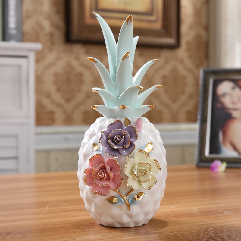 

Ceramics Pineapple Handicraft Furnishings Simulation Fruit Relief Golden Modern Home Decoration Ceramic Crafts Accessories