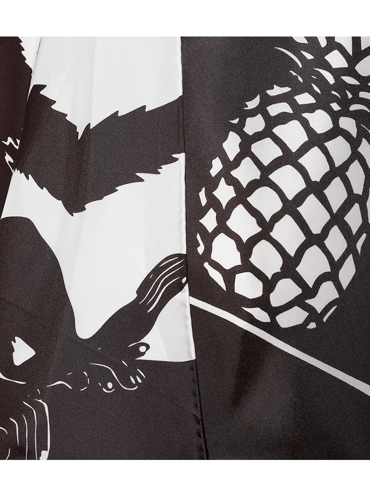 Free shipping straps hanging neck shawl printing monkey fruit pattern suspenders vest ladies summer new satin fashion wild XL
Free shipping straps hanging neck shawl printing monkey fruit pattern suspenders vest ladies summer new satin fashion wild XL