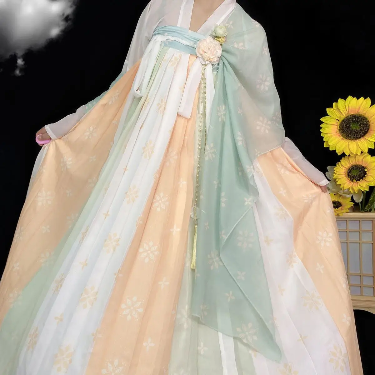 2021 Hanfu Women Traditional Chinese Folk Dance Fairy Dress Court Vintage Princess Outfit Ancient Costumes Girl Fairy Cosplay
2021 Hanfu Women Traditional Chinese Folk Dance Fairy Dress Court Vintage Princess Outfit Ancient Costumes Girl Fairy Cosplay