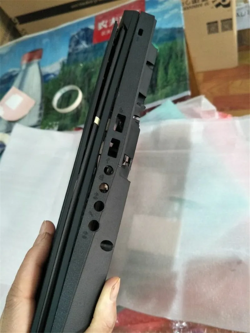 Original 95% new laptop computer case LCD top cover screen back cover for Clevo ZX7 SP5D1 P750DM2 P750TM/FM P750DM3
Original 95% new laptop computer case LCD top cover screen back cover for Clevo ZX7 SP5D1 P750DM2 P750TM/FM P750DM3