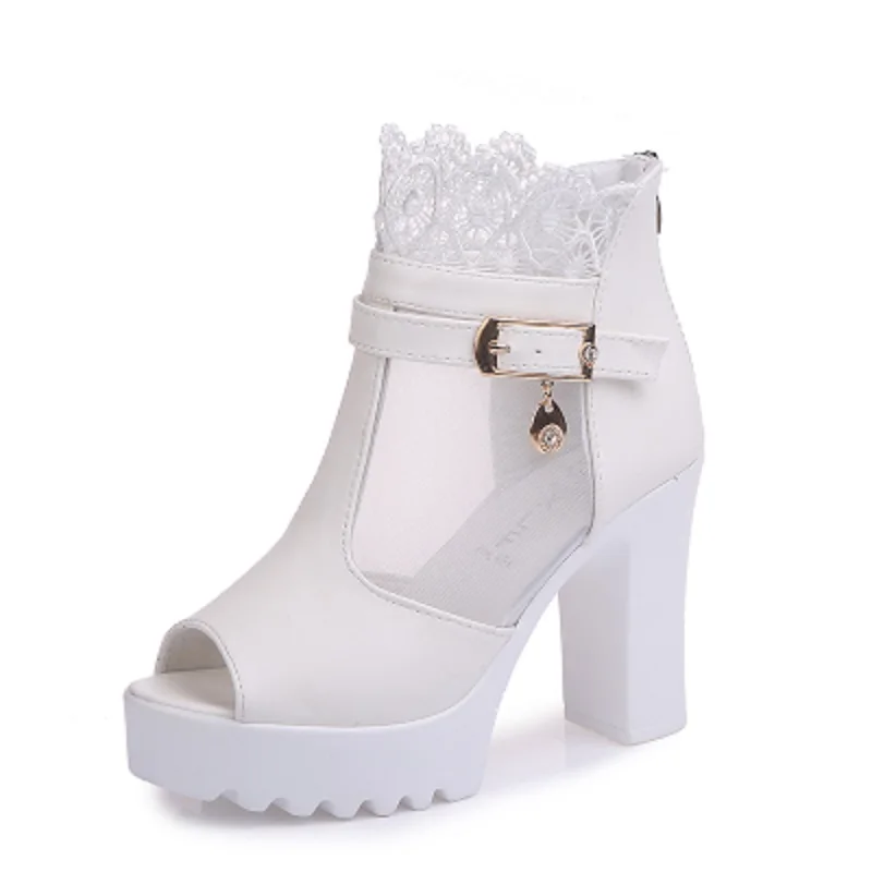 2019 summer new Korean version of bud silk yarn ladies fish mouth sandals boots breathable high heel ladies Roman sandals
2019 summer new Korean version of bud silk yarn ladies fish mouth sandals boots breathable high heel ladies Roman sandals