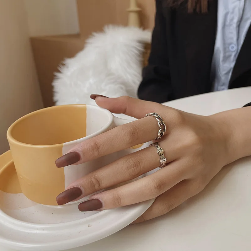 VENTFILLE 925 Sterling Silver Korean Jewelry Love Ring Female Index Finger Retro Fashion Personality Simple And Exquisite Gift
VENTFILLE 925 Sterling Silver Korean Jewelry Love Ring Female Index Finger Retro Fashion Personality Simple And Exquisite Gift