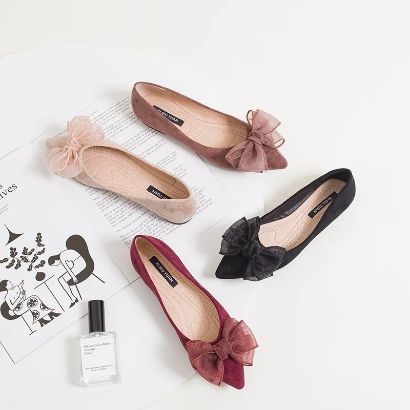 2020 spring designer flower decoration flats women pointy foldable shoes big lace bow ballerina shoes floral moccasins women
2020 spring designer flower decoration flats women pointy foldable shoes big lace bow ballerina shoes floral moccasins women