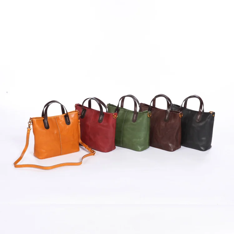 2021 New Handmade women's bag vegetable tanning leather headcoat cowhide messenger bag Guangzhou Women's bag
2021 New Handmade women's bag vegetable tanning leather headcoat cowhide messenger bag Guangzhou Women's bag