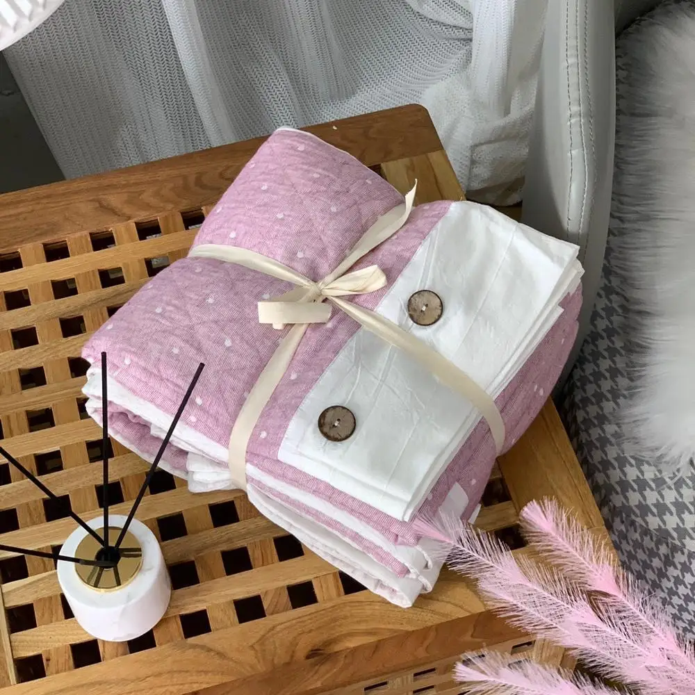 100 % superfine cotton Air gauze, soft feel, summer pillow cover three - piece set, blanket cover,Bedding set
100 % superfine cotton Air gauze, soft feel, summer pillow cover three - piece set, blanket cover,Bedding set
