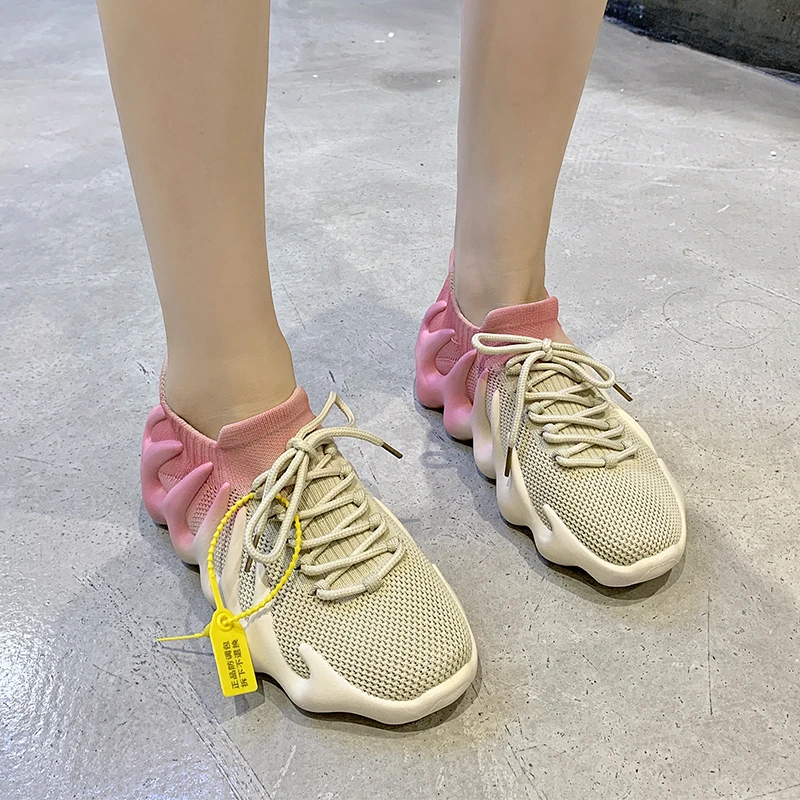 Cloth Daddy Shoes Women 2021 Versatile Sports Casual Shoes Men and Women Shoes Running Breathable Mesh Surface Coconut Shoes
Cloth Daddy Shoes Women 2021 Versatile Sports Casual Shoes Men and Women Shoes Running Breathable Mesh Surface Coconut Shoes